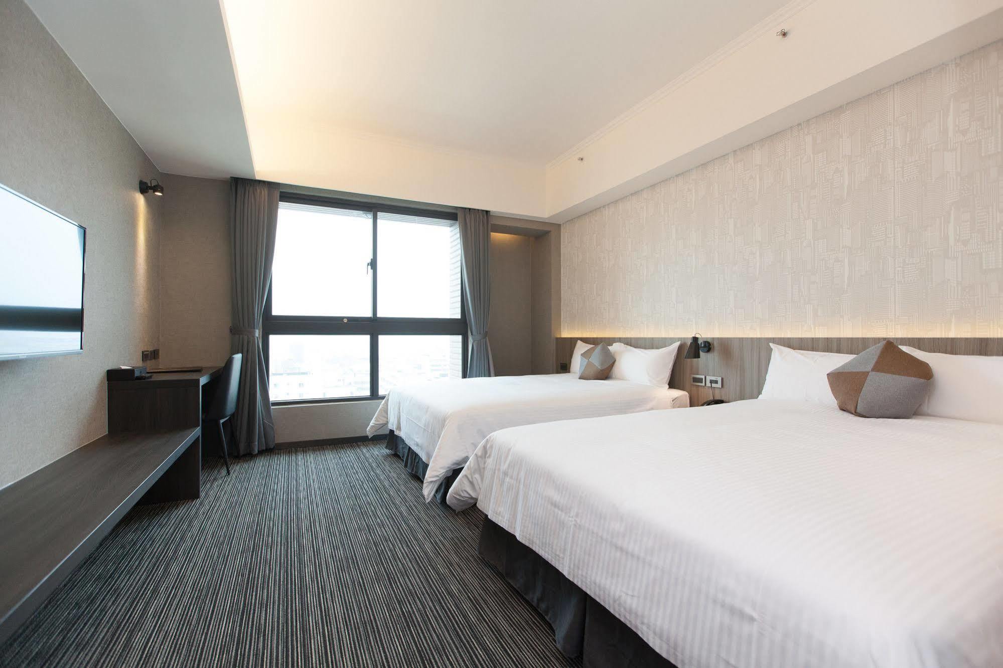 Holiday Inn Express Kaohsiung Love River, An Ihg Hotel 외부 사진