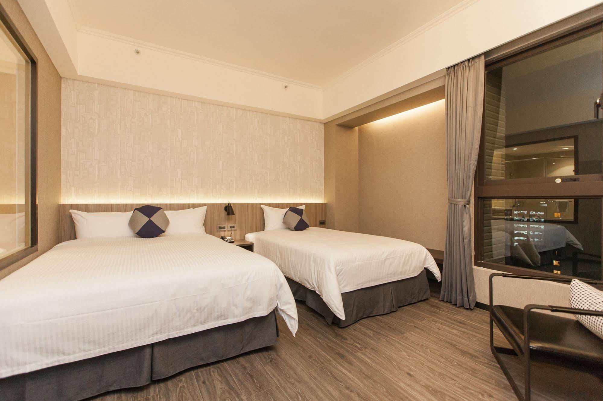 Holiday Inn Express Kaohsiung Love River, An Ihg Hotel 외부 사진